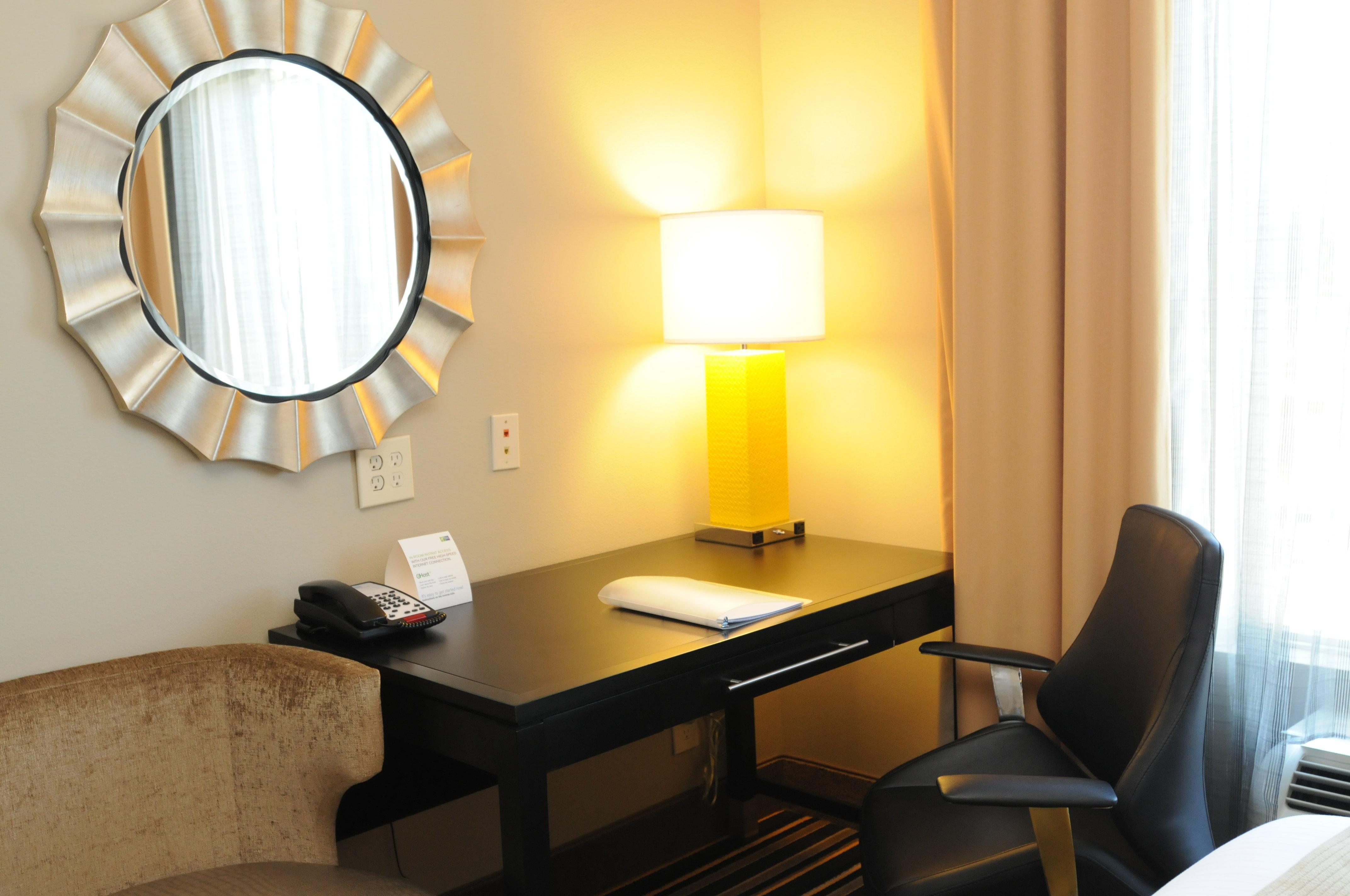 Holiday Inn Express Covington-Madisonville By Ihg Kültér fotó