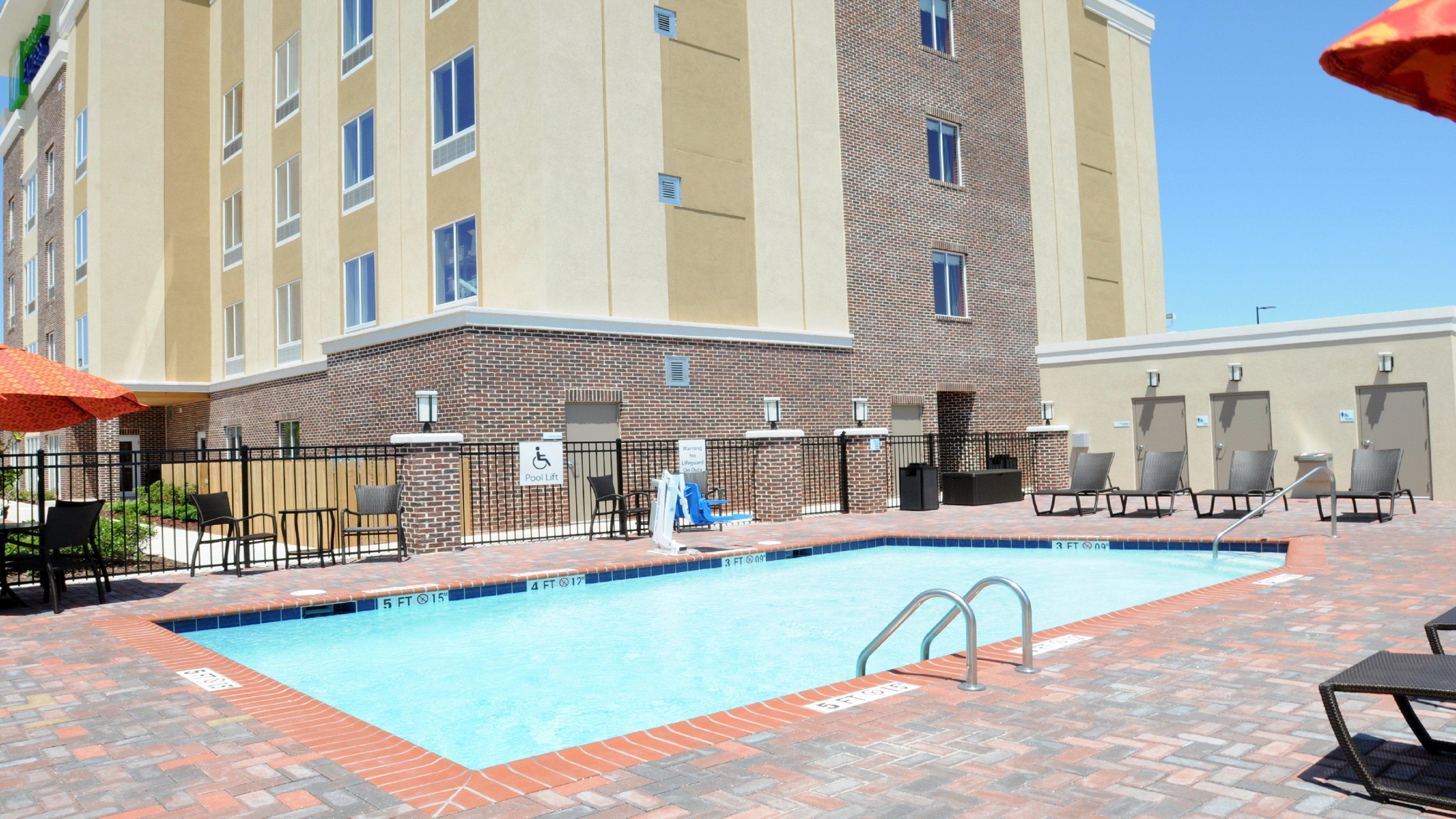 Holiday Inn Express Covington-Madisonville By Ihg Kültér fotó
